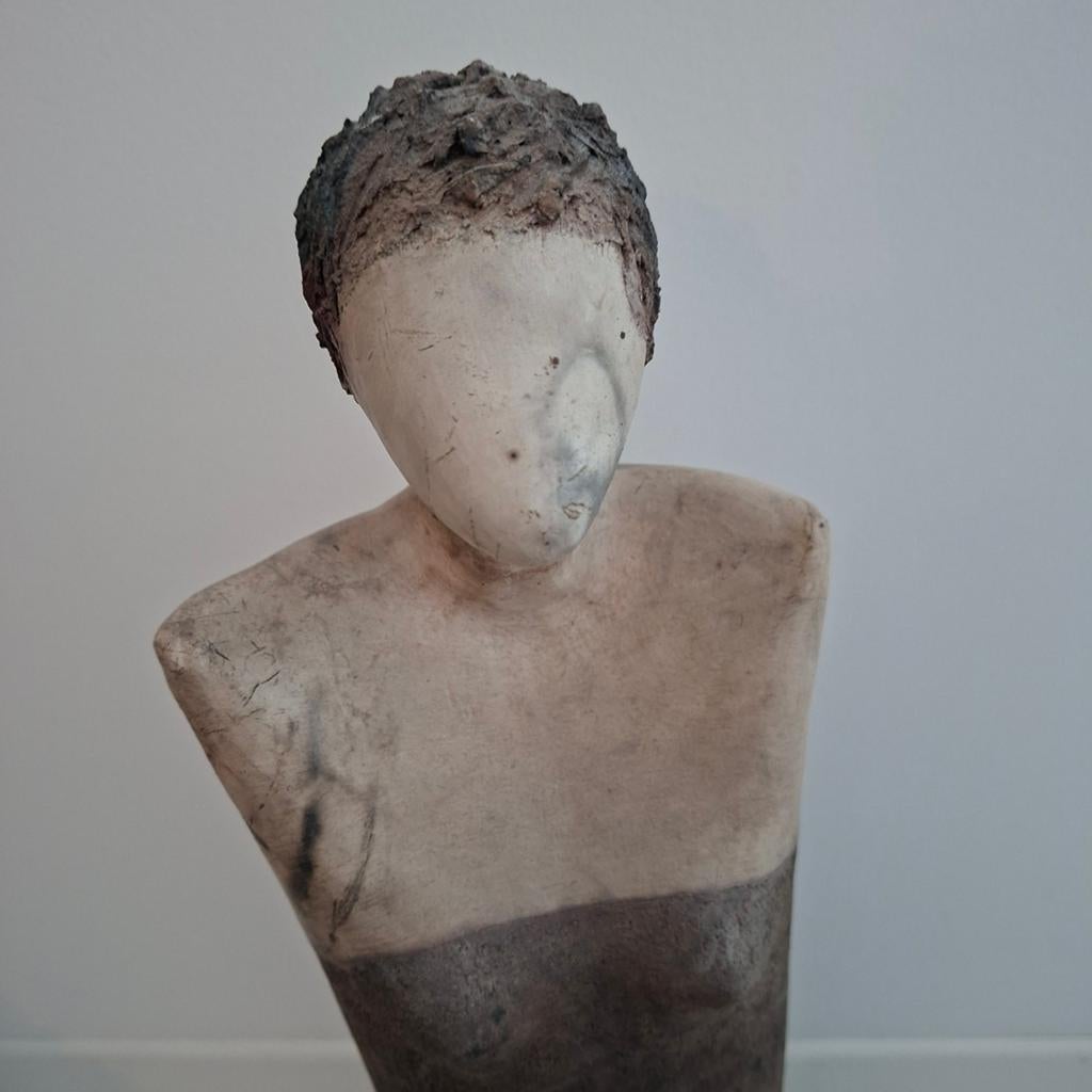 Keramiek veldoven sculptuur 55 cm hoog, Handgemaakt, Steen of Keramiek, Beeld, Modern