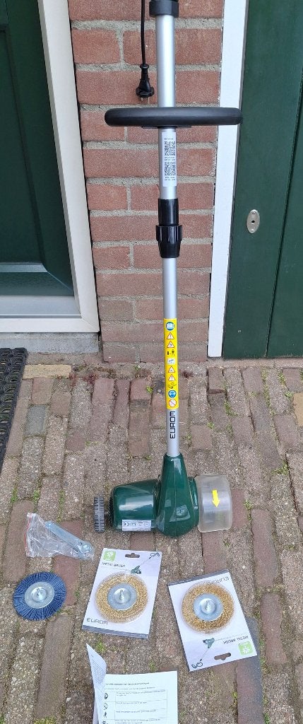 onkruidborstel electrisch, Tuin en Terras, Hand-tuingereedschap, Ophalen, Zo goed als nieuw, Overige soorten, Eurom
