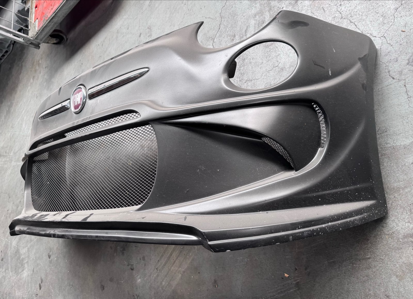 Fiat 500 Abarth voorbumper, Auto-onderdelen, Gebruikt, Voor, Ophalen of Verzenden, Bumper