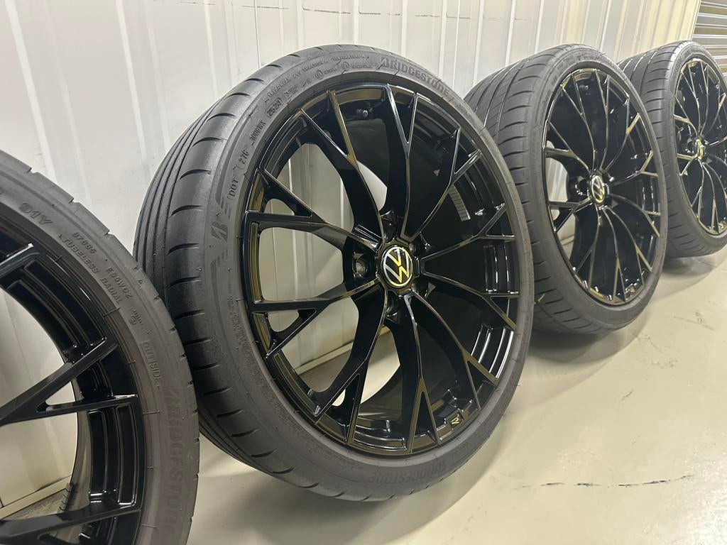 19'' VW Golf 8R GTI Warmenau Zwart 5H0601025AJ Velgen Banden, Auto-onderdelen, Banden en Velgen, 19 inch, Gebruikt, Banden en Velgen
