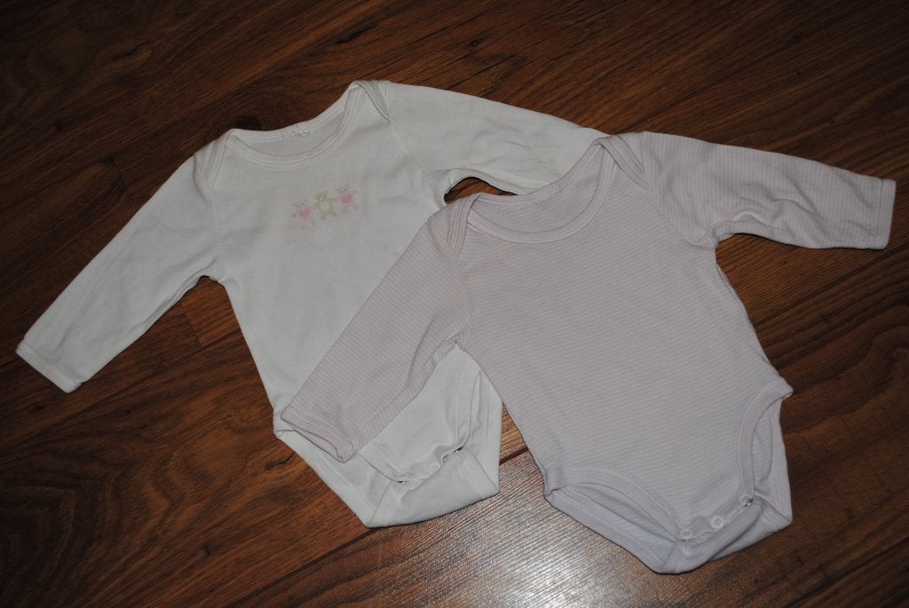 Set 2 H&M romper rompertje luierpakjes wit en gestreept 56, Nacht- of Onderkleding, Meisje, H&M, Nieuw