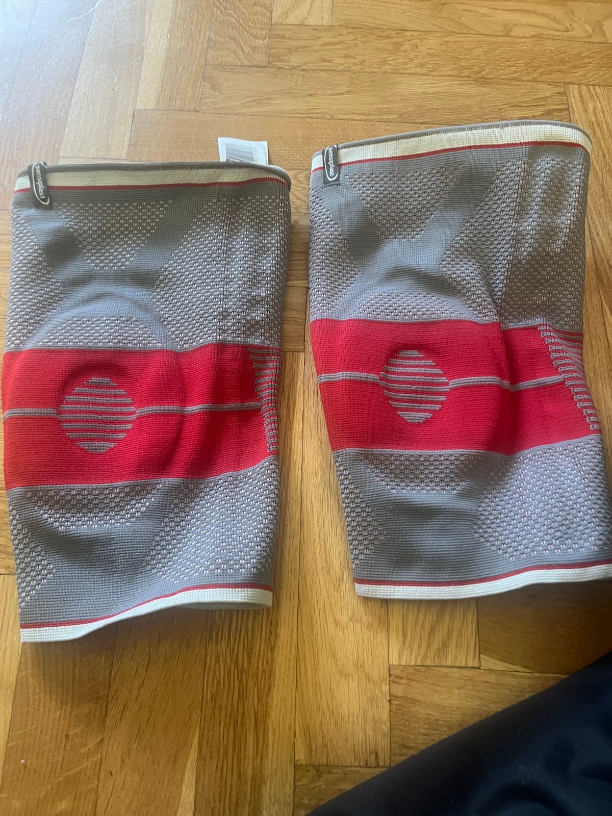 Knie brace 2x, Ophalen of Verzenden, Gebruikt