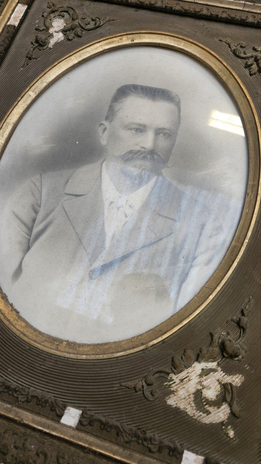 Antieke lijst met oude foto van man, Antiek en Kunst, Ophalen