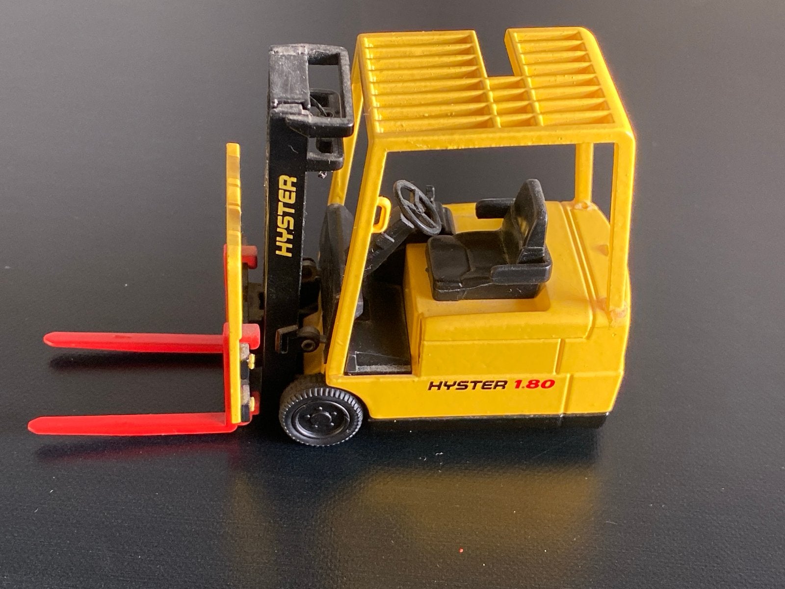 Hyster J1.80XMT Vorkheftruck Model - Schaal 1:30, Overige merken, 1:32 tot 1:50, Overige typen, Ophalen of Verzenden
