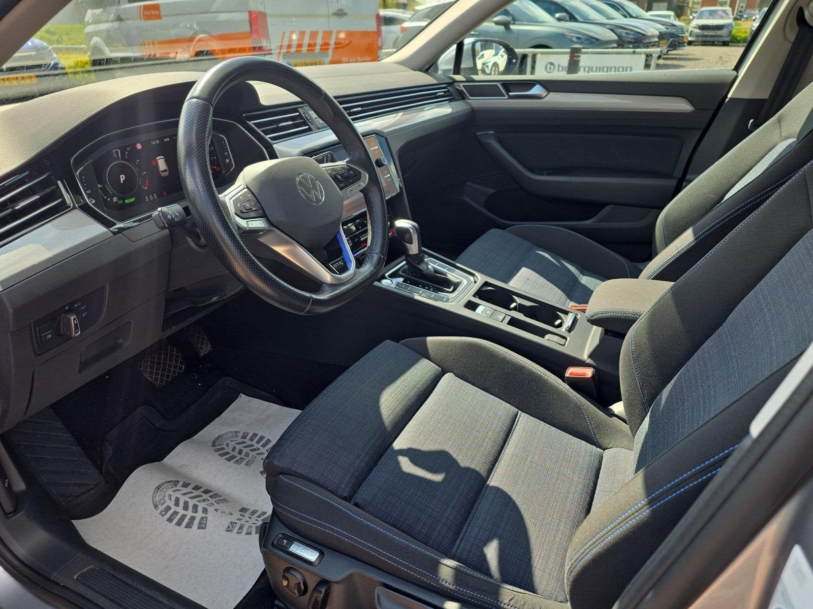 Volkswagen Passat Variant 1.4 TSI PHEV GTE Business | Trekha, Auto's, Stof, Gebruikt, 4 cilinders, 1600 kg