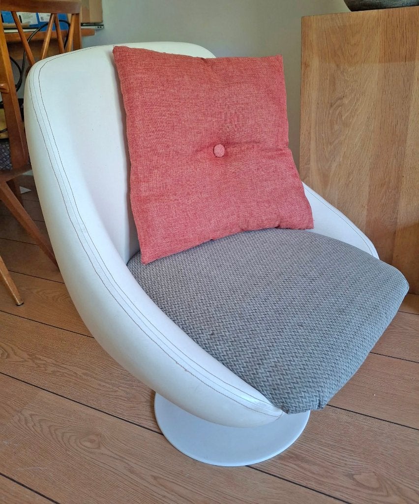 Kinder stoel -  Space Age draaifauteuil - fauteuil wit rond, Ophalen, Gebruikt, Minder dan 75 cm, 50 tot 75 cm