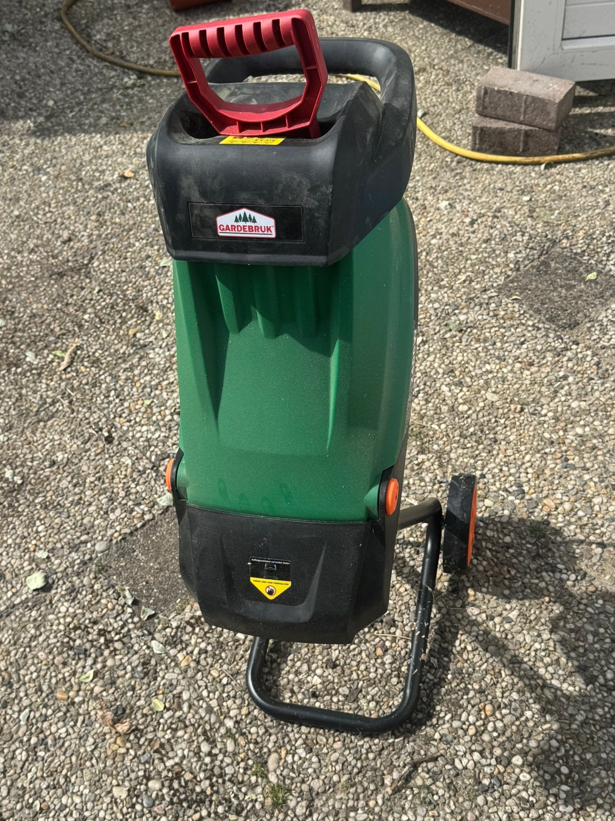 Gardebruk hakselaar compact 2400 watt, Tuin en Terras, Hakselaars, Ophalen, Zo goed als nieuw, Elektrisch