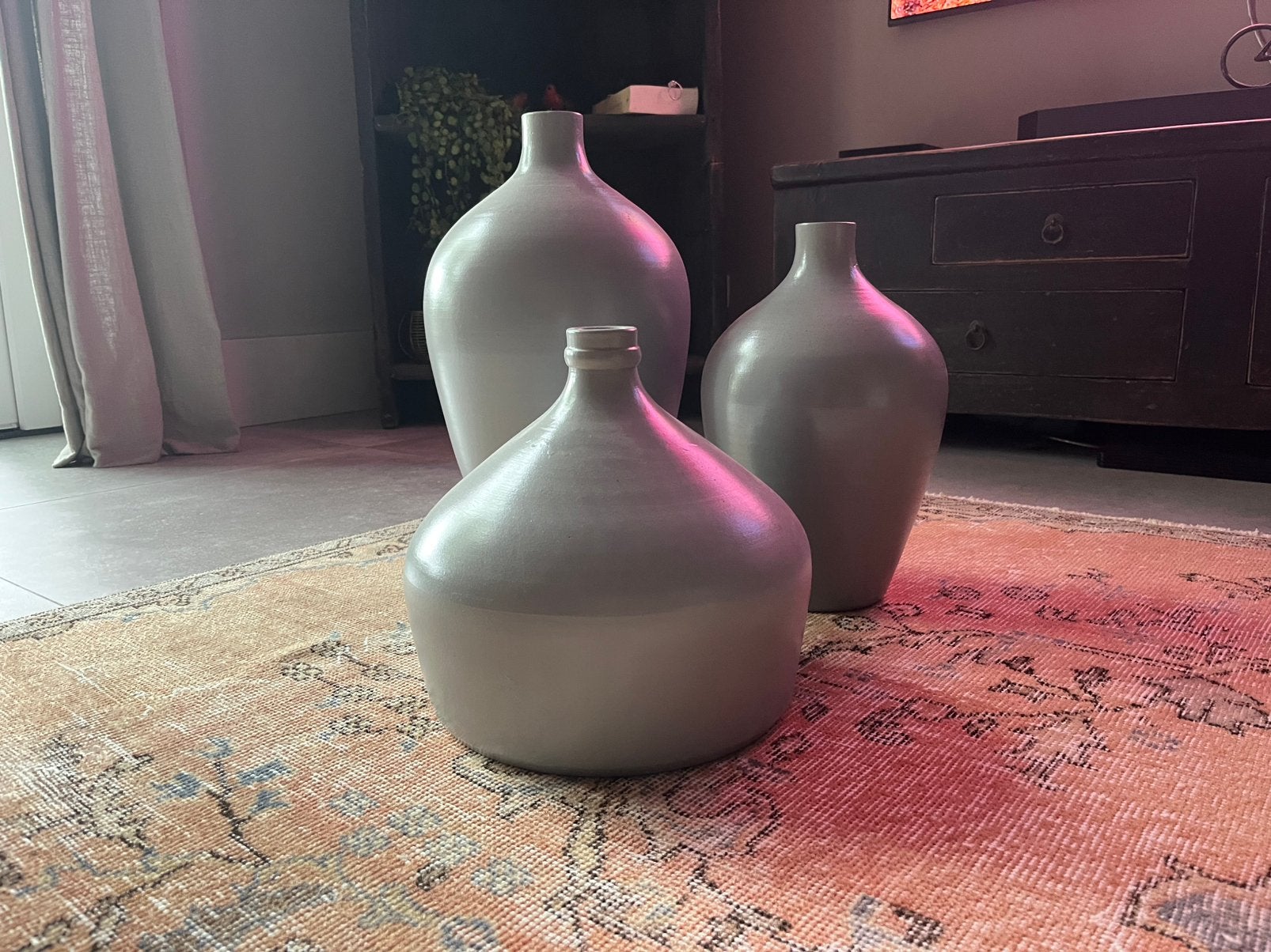 3 mooie lichtgrijze vazen/kruiken, Huis en Inrichting, Ophalen, Zo goed als nieuw