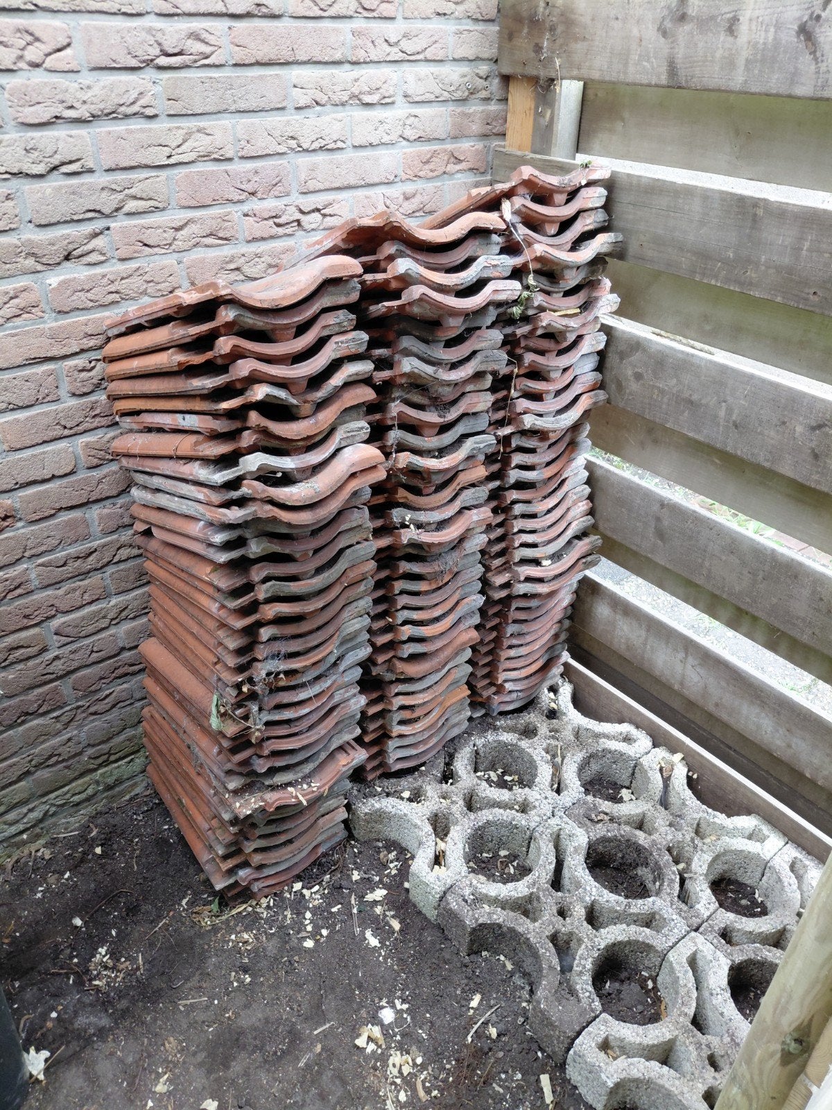 Gebruikte dakpannen - gratis af te halen, Ophalen, Gebruikt, Steen of Klei, 5 tot 10 m²