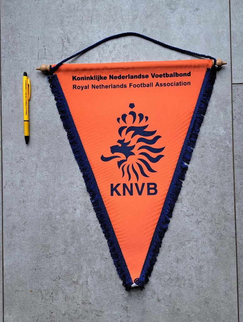 vaantje KNVB, Ophalen of Verzenden, Zo goed als nieuw, Overige binnenlandse clubs, Vaantje of Sjaal