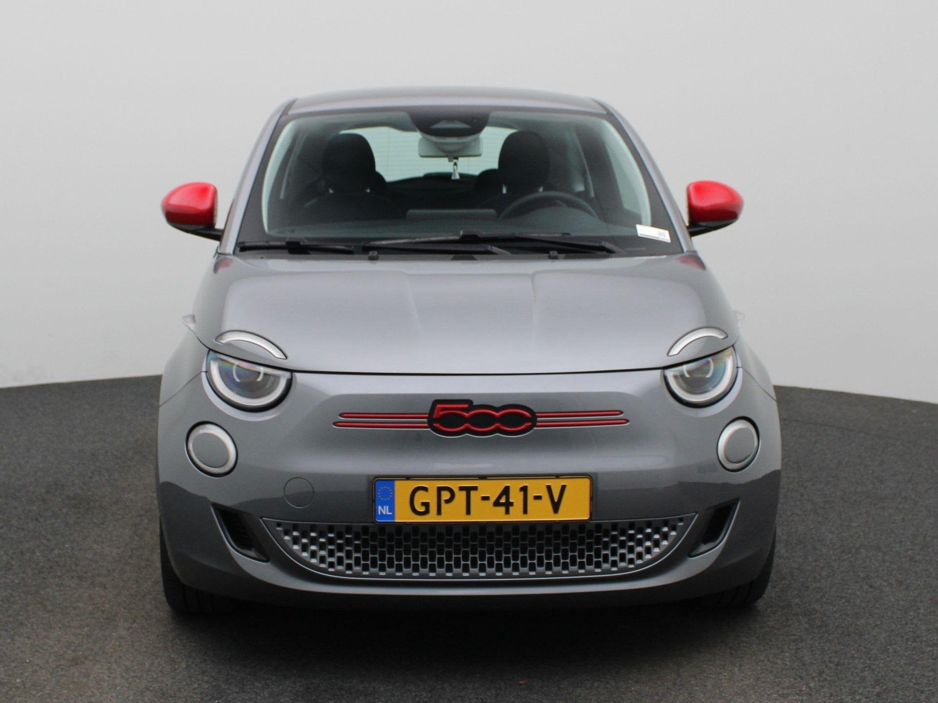 Fiat 500 3+1 Icon 42 kWh | STOELVERWARMING | NAVIGATIE | CLI, Auto's, Fiat, 12 maanden, Stof, Gebruikt, 118 pk