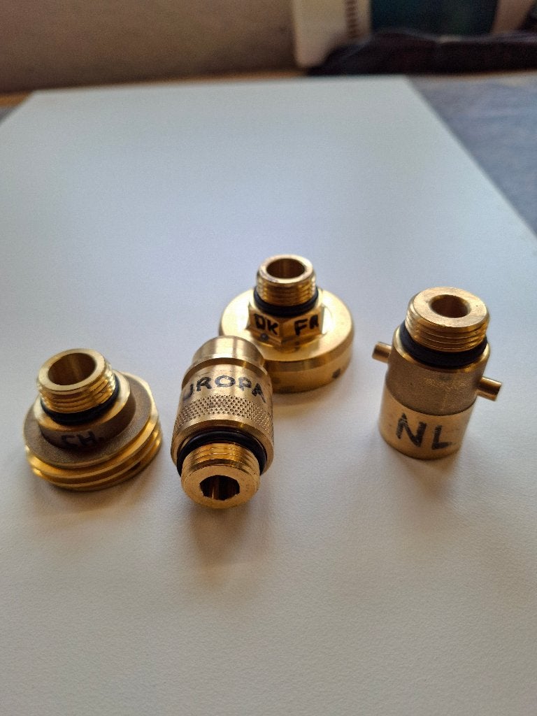 LPG Gasfles Adapters Set Europa, Ophalen of Verzenden, Zo goed als nieuw
