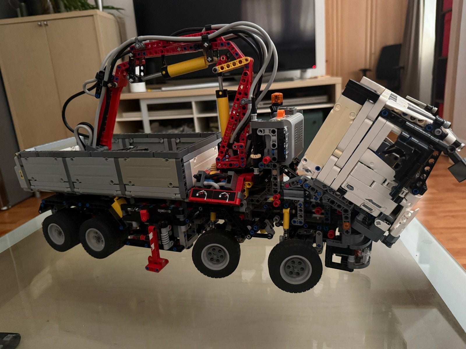 Lego Technic Mercedes-Benz Arocs 3245 met doos en handleidin, Ophalen, Zo goed als nieuw, Overige merken