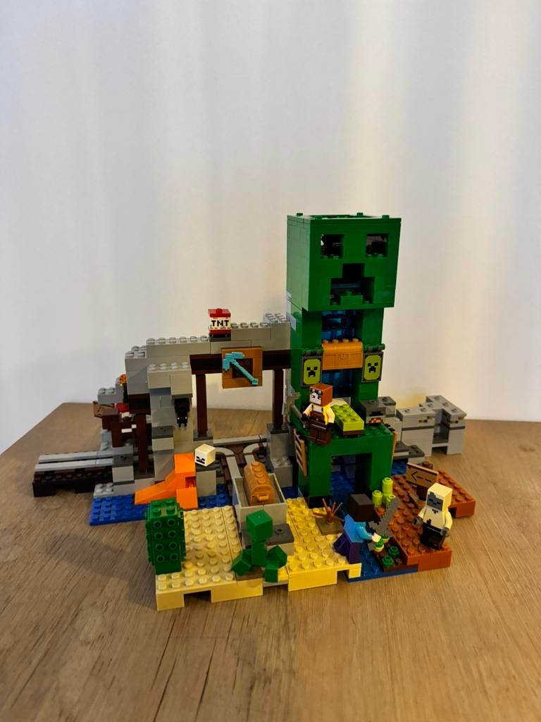 Lego Minecraft 21155 de creepermijn, Ophalen of Verzenden, Zo goed als nieuw
