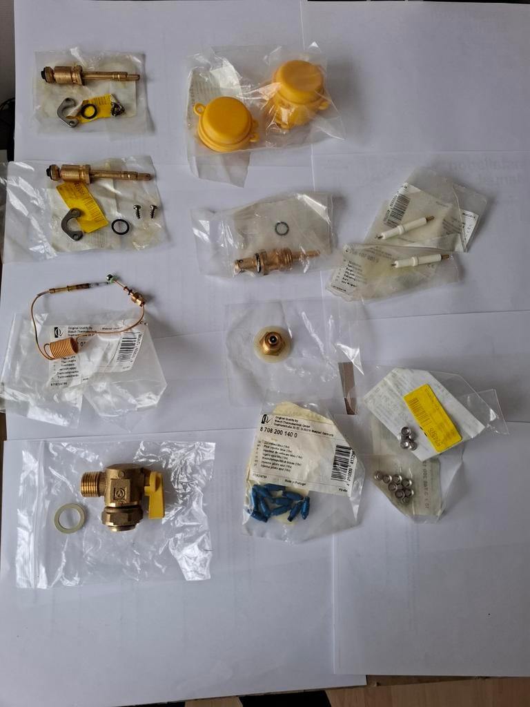 geiser onderd. Fasto 1400/1450 en  W135  NIEUW en 1200/1500, Cv-ketel of Combi-ketel, Nieuw, Minder dan 60 cm, Ophalen of Verzenden