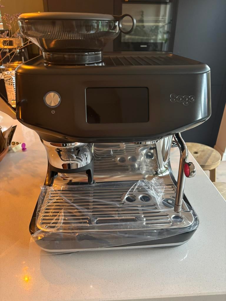 Sage Barista Touch Impress, garantie en btw factuur, Verzenden, Zo goed als nieuw, Espresso apparaat