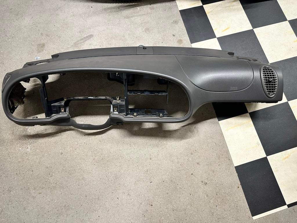 Saab 9-3 OG Dashboard Grijs 2002 Anniversary, Ophalen, Gebruikt, Saab