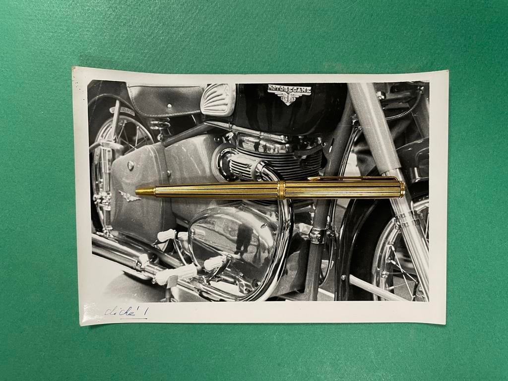 Motobécane Motorcycle Persfoto 1952 FRA/NL (Origineel), Verzamelen, Foto, Ophalen of Verzenden, Zo goed als nieuw, 1940 tot 1960