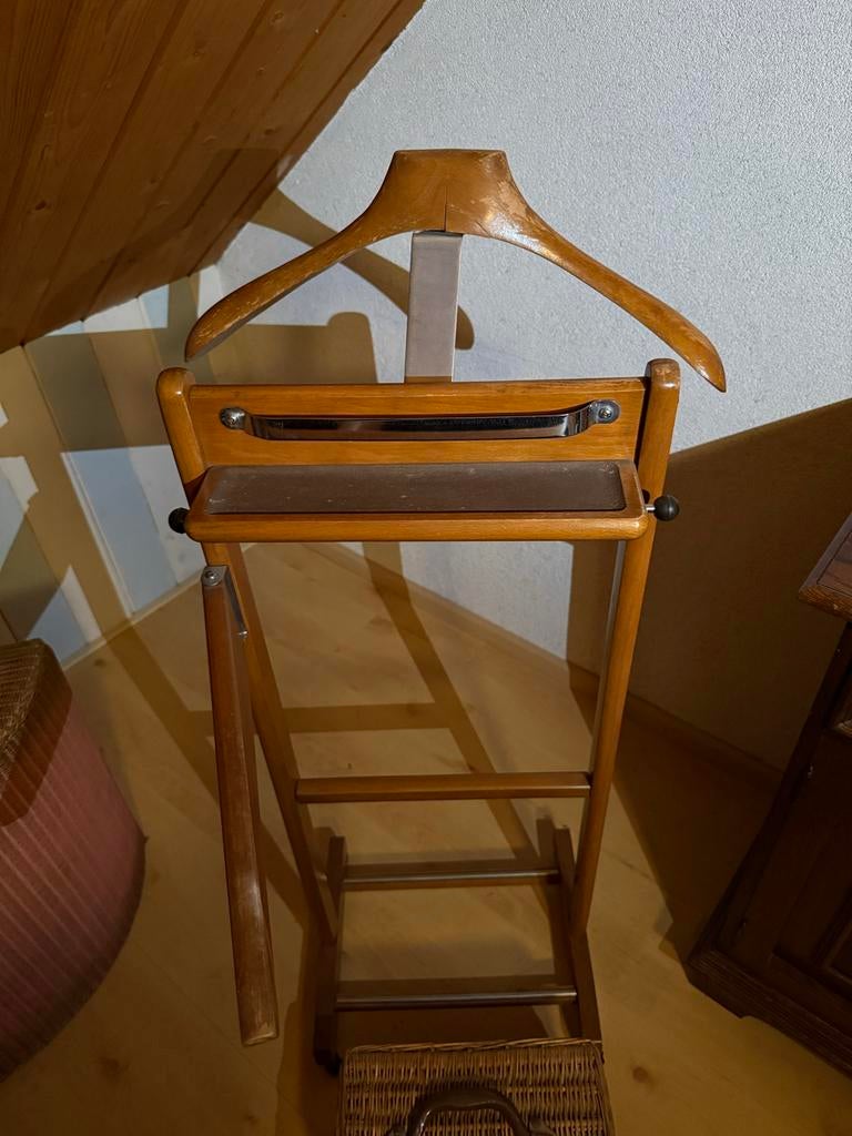 Antieke houten dressboy, Ophalen