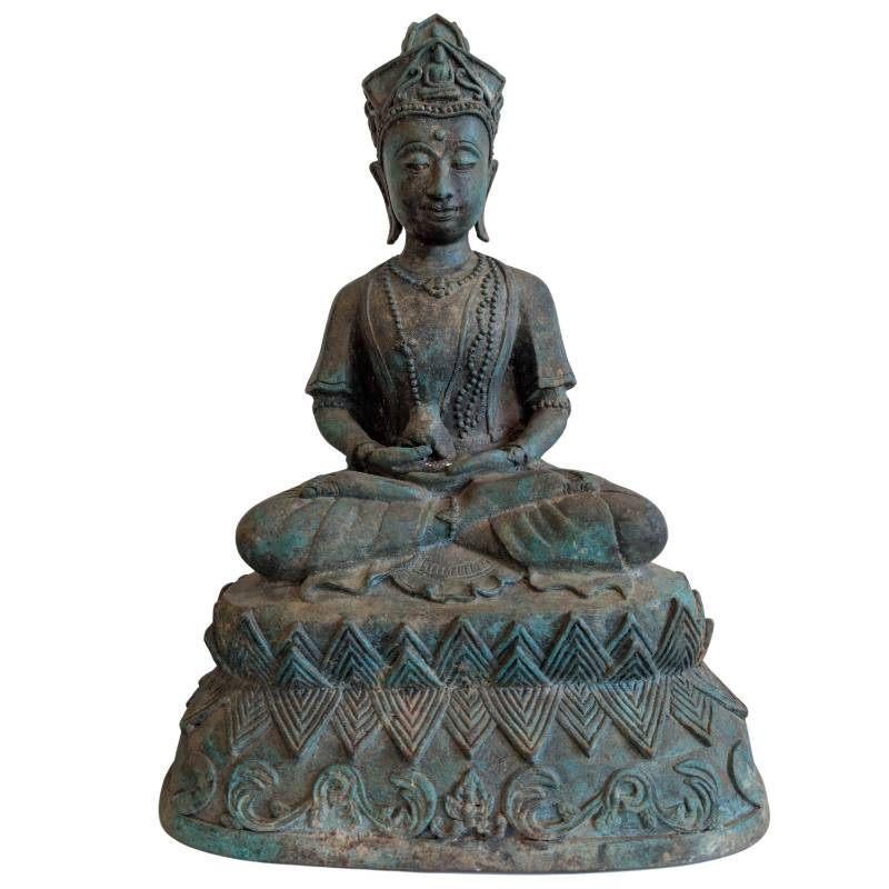 Khmer Lokeshvara (Avalokiteshvara) met kundika LOT 150