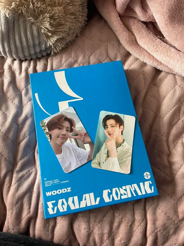 Kpop album, Verzamelen, Muziek, Artiesten en Beroemdheden, Zo goed als nieuw, Cd of Plaat, Verzenden