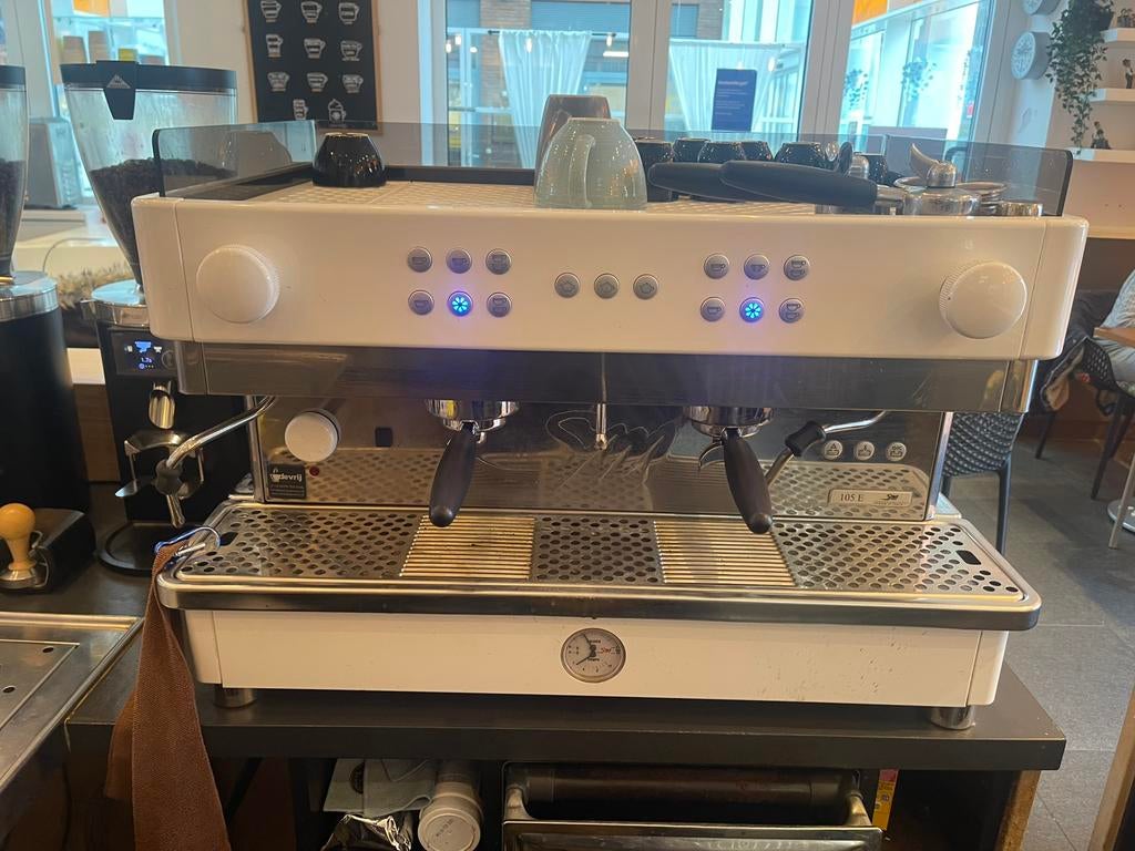 Horeca espressomachine San Marco, Zakelijke goederen, Horeca | Keukenapparatuur, Ophalen, Koffie en Espresso