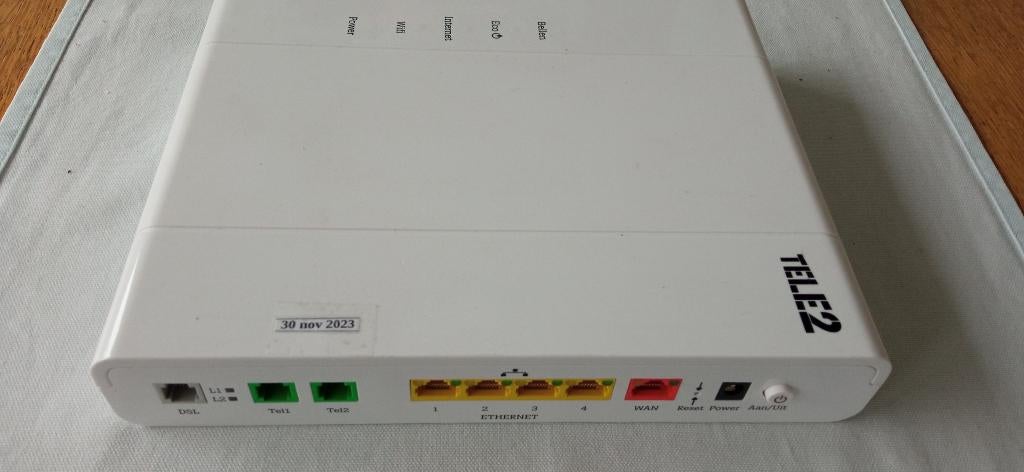 modem router tele2 t.b.v. glasvezel, jaar 2023, merk ZTE, Computers en Software, Routers en Modems, Ophalen of Verzenden, Zo goed als nieuw