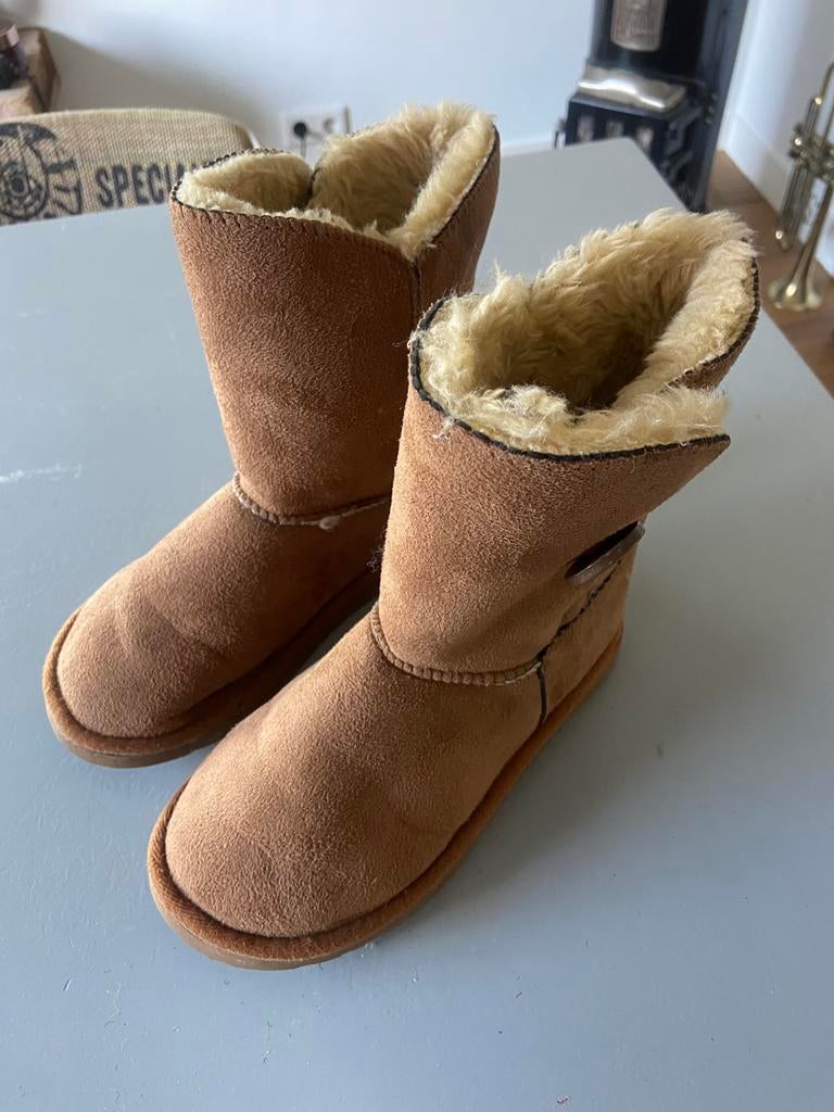Uggs, Meisje, Ophalen of Verzenden, Laarzen, Zo goed als nieuw