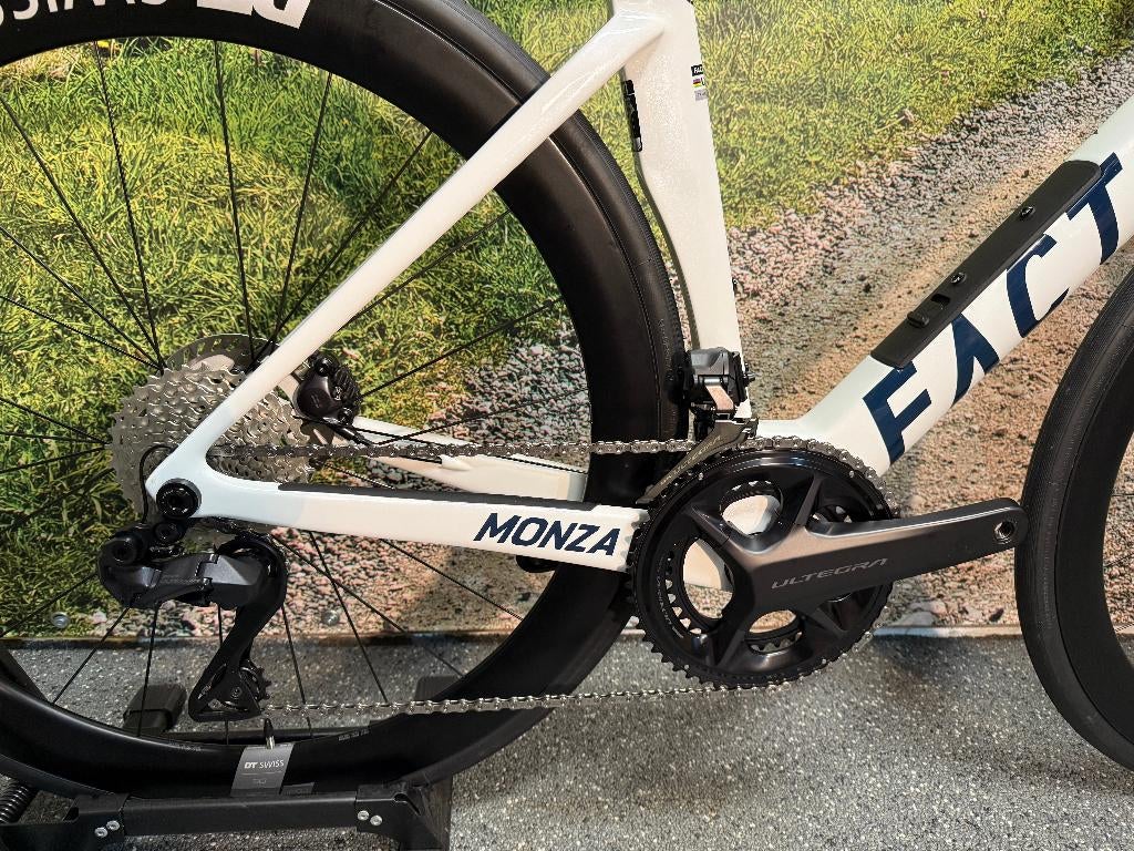 *** FACTOR Monza 52cm Ultegra DI2 DT Swiss ARC 1600 € 7499,-, 28 inch, Carbon, Heren, Nieuw