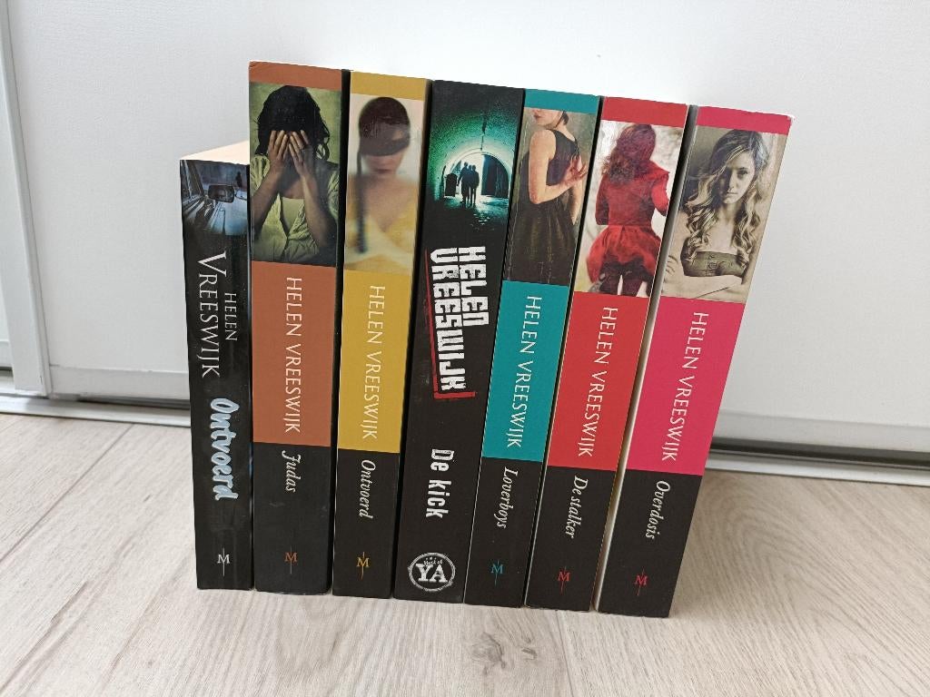 Boeken Helen Vreeswijk, Boeken, Ophalen, Zo goed als nieuw, Nederland