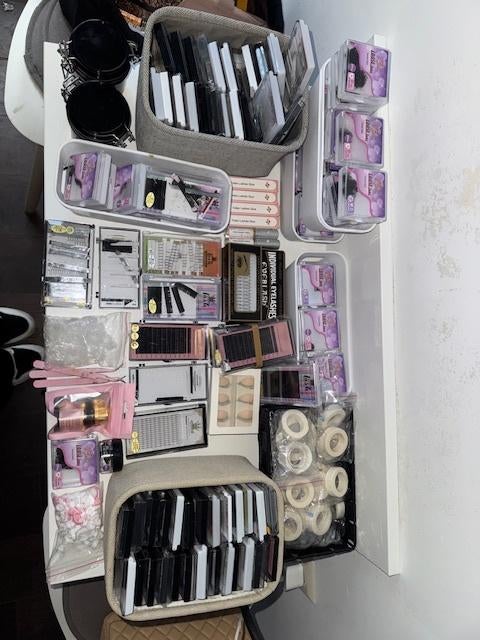 Wimper extensions One by one & Russian volume, Ophalen, Zo goed als nieuw, Toebehoren, Overige kleuren