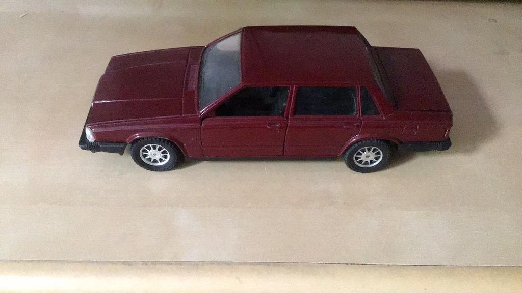 VOLVO 760 GLE  4 DEURS POLISTILL NETJES EN COMPLEET, Ophalen of Verzenden, Zo goed als nieuw, Motor