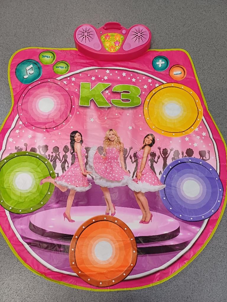 K3 SPEL DANSKLEED, Hobby en Vrije tijd, Gezelschapsspellen | Bordspellen, Een of twee spelers, Ophalen of Verzenden, Zo goed als nieuw