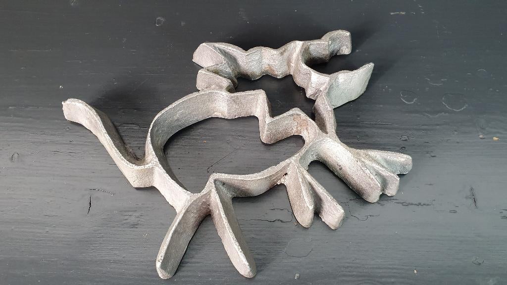 Aluminium onderzetter Hond klein, Teun Kees Design. 7A11, Tweedehands verkoop, Tweedehands verkoop, Gebruikt, Glas of Kopje