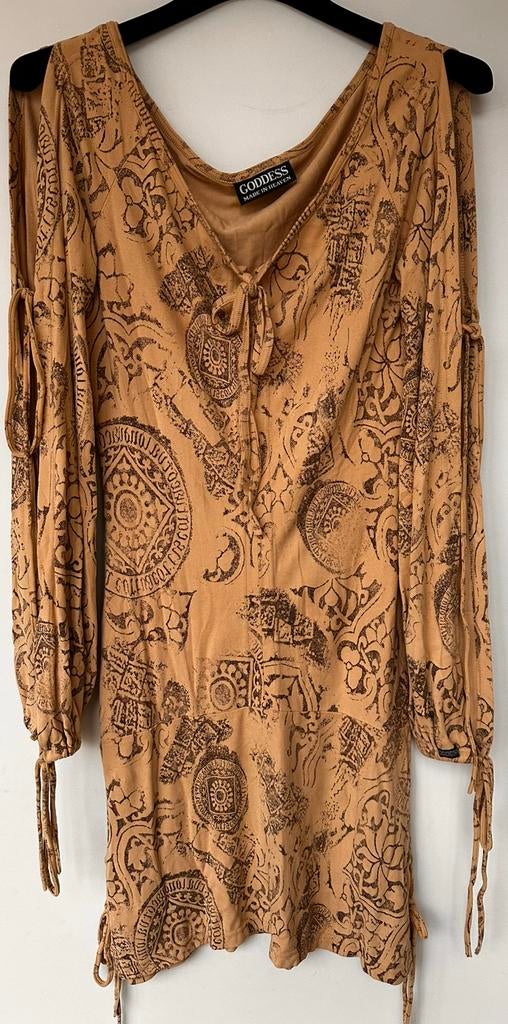 Cool beatifull dress by Godness, Kleding | Dames, Maat 38/40 (M), Beige, Ophalen of Verzenden, Zo goed als nieuw