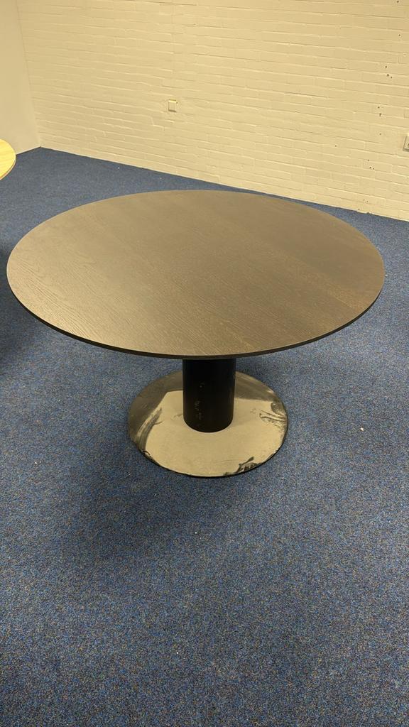Ronde eettafel met eiken fineer blad - Deer Brown, Ophalen, Gebruikt, 100 tot 150 cm, Vier personen