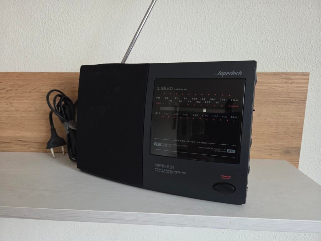Supertech mpr-031 draagbare radio am fm, Audio, Tv en Foto, Radio's, Ophalen of Verzenden