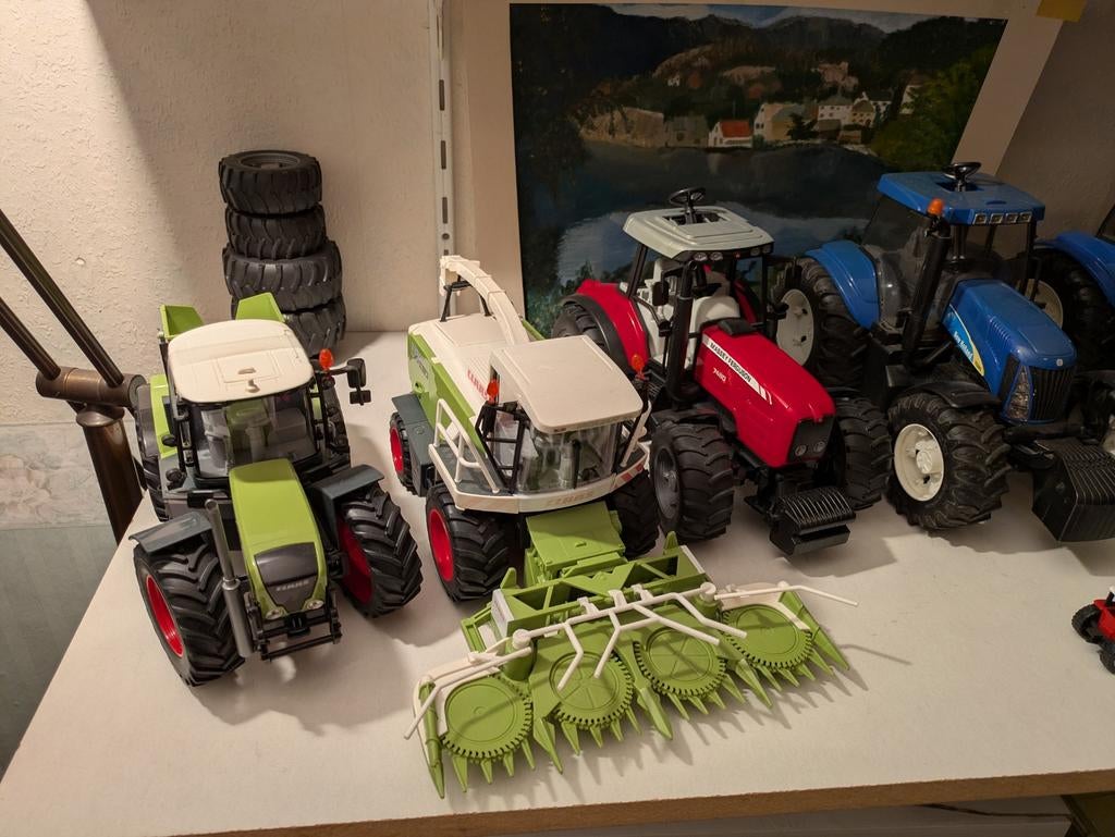 10 Bruder trekkers met voorladers en dubbellucht, Ophalen, Nieuw