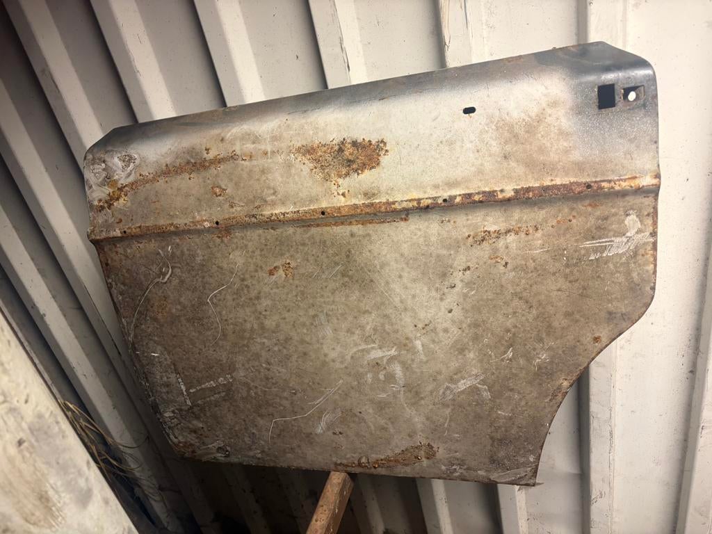 Deur volvo 140 144 145 links achter, Auto-onderdelen, Ophalen of Verzenden, Achter, Volvo, Deur