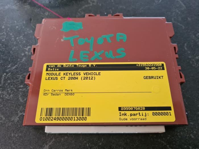 Module keyless vehicle van een Lexus CT 200h, Gebruikt, -, -, Lexus