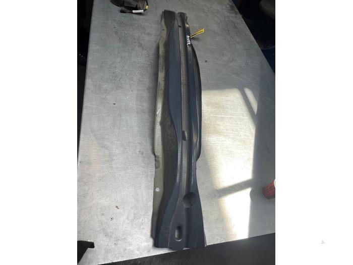 Bumperframe achter van een Volvo V60, Gebruikt, -, -, Ophalen of Verzenden