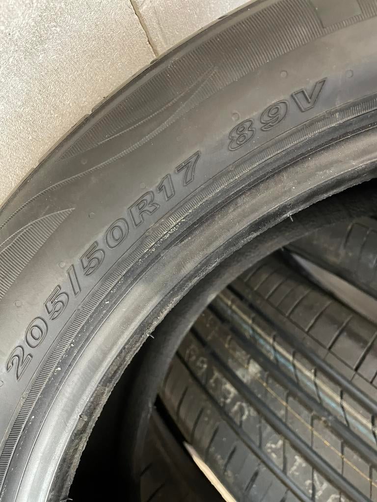 “205 50 17 nexen. Demo. puntjes zitten er nog op”, Ophalen, Gebruikt, 17 inch, 205 mm