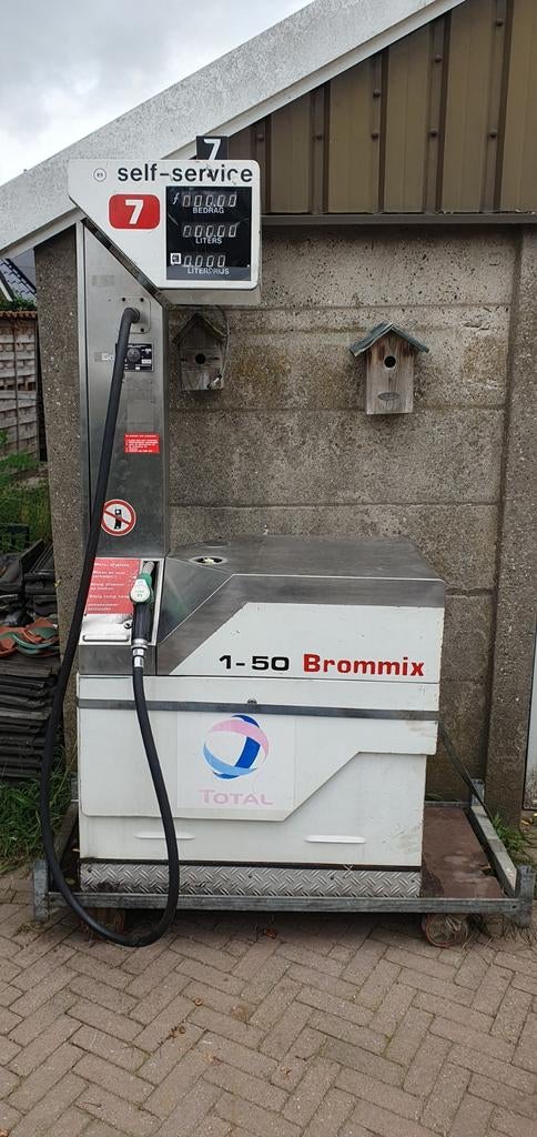 Te koop mix benzinepomp mengsmering 2-takt jaren 90, Ophalen, Gebruikt