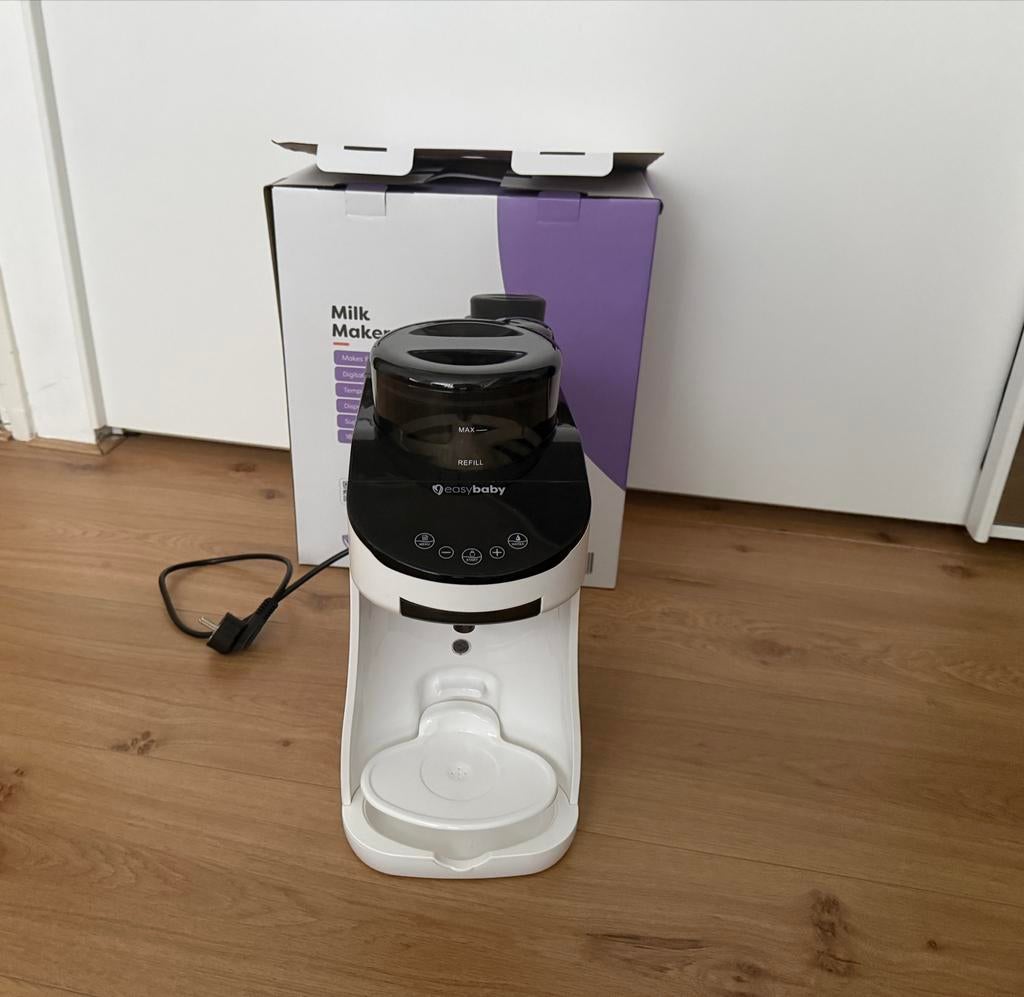 Easybaby Milk Maker Smart Baby Formula Maker, Ophalen of Verzenden, Gebruikt, Flessen- of potjesverwarmer