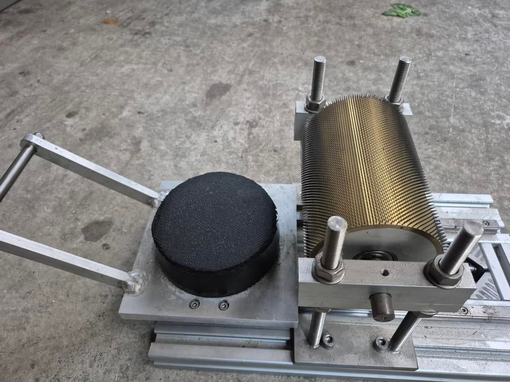 Priktol voor Aluminium Schalen e.a., Ophalen
