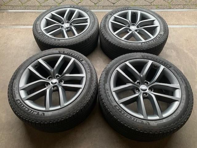 ZGAN ORIGINELE RANGE ROVER SPORT VELGEN + BANDEN 285 45 R22, LANDROVER, 285 mm, ., Banden en Velgen