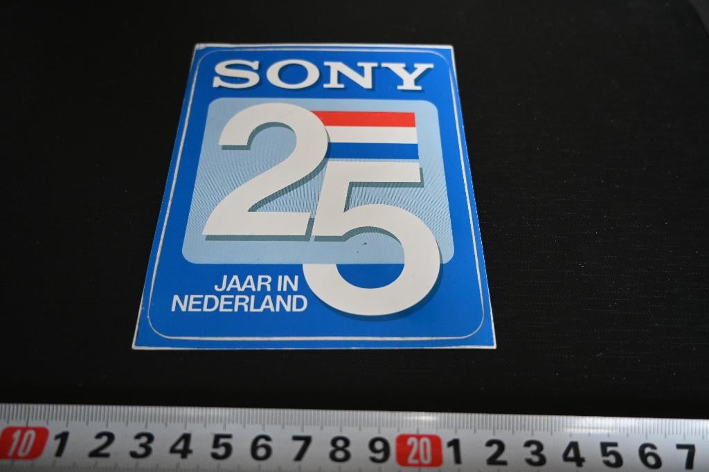sticker SONY 25 jaar in Nederland, Ophalen, Zo goed als nieuw