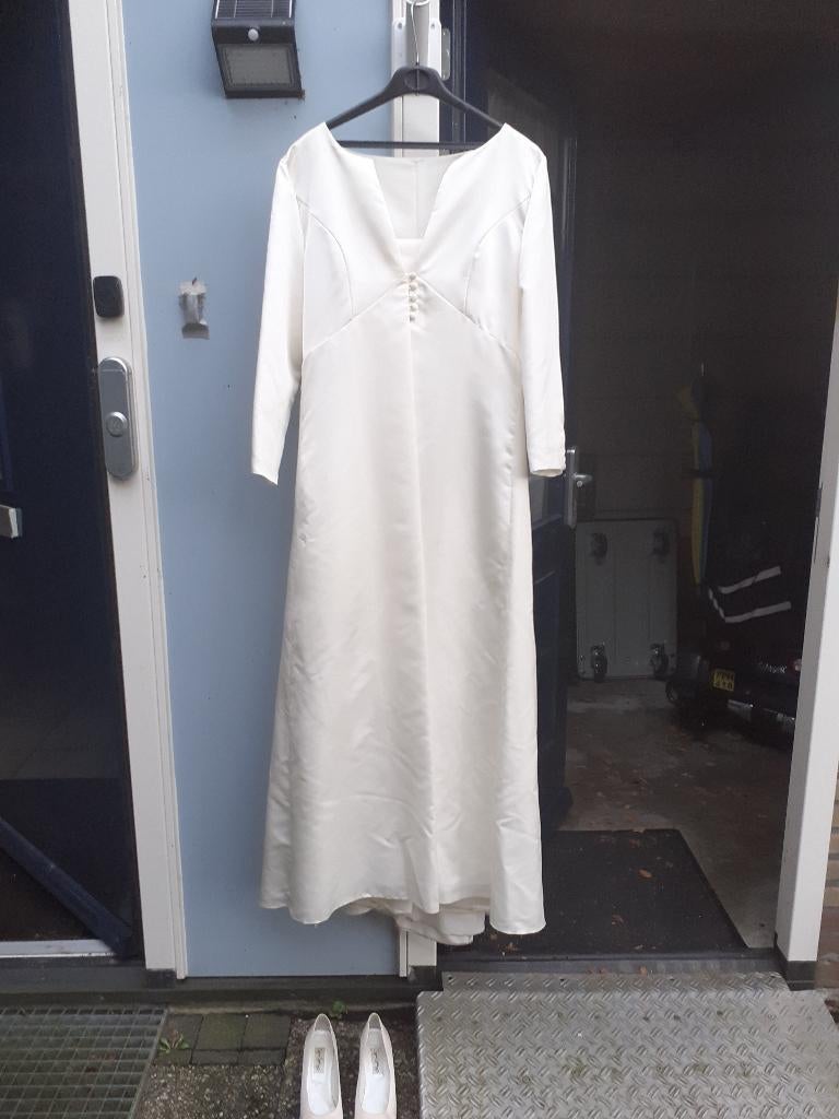 trouwjurk met schoenen, Kleding | Dames, Jurken, Ophalen, Wit, Maat 42/44 (L), Gedragen