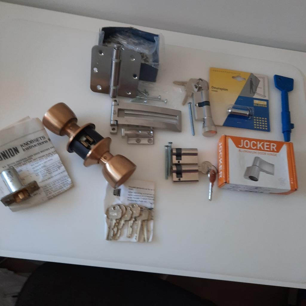 Tulpslot/RVS scharn/RVS Kierstandhouder/knop en halve cil., Ophalen of Verzenden, Nieuw, Rvs, Slot