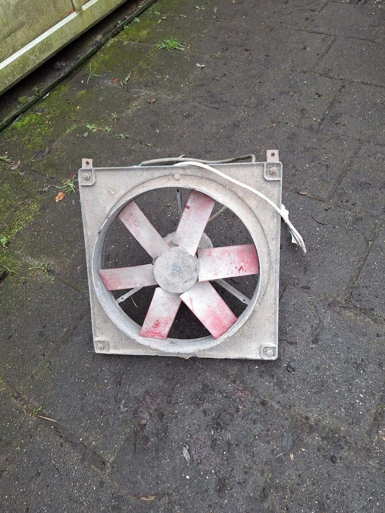 Stal ventilator, Doe-het-zelf en Verbouw, Ventilatie en Afzuiging, Ophalen